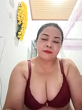 Snapshot of Baby-bigtits2024 chatting on February 23, 12:59 pm Baby-bigtits2024 online show from February 23, 12:59 pm