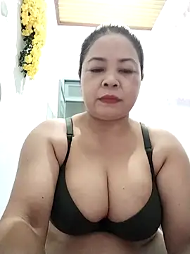 Snapshot of Baby-bigtits2024 chatting on September 29, 10:25 pm Baby-bigtits2024 online show from September 29, 10:25 pm