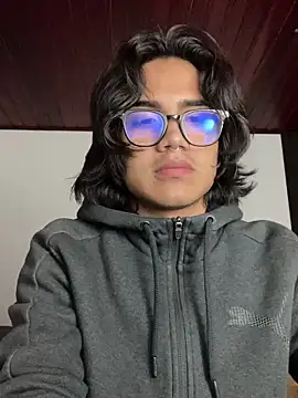 shadowsofgarden online show from February 19, 4:01 am