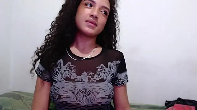 Majo BigTits online show from September 14, 8:24 am