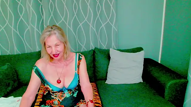 adeleadison online show from September 12, 3:06 am