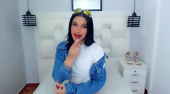 BelovedChain01 online show from March 18, 2:58 am