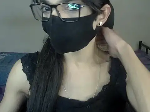 Snapshot of YourCDBitch chatting on October 6, 8:28 pm YourCDBitch online show from October 6, 8:28 pm