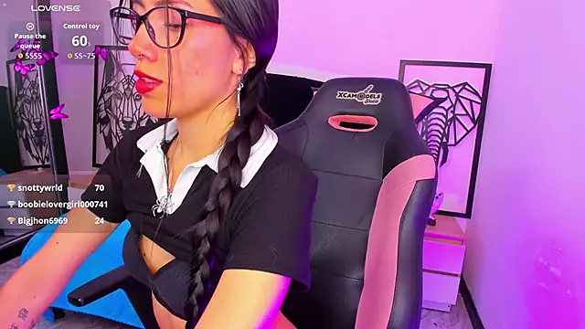 ximenagp online show from December 3, 4:53 am