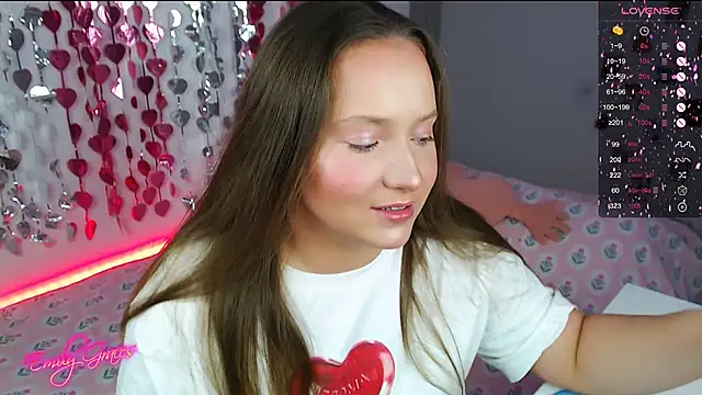 EmilyxxGraces online show from March 5, 9:55 pm