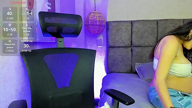 elizabeth 20 online show from October 13, 7:47 pm