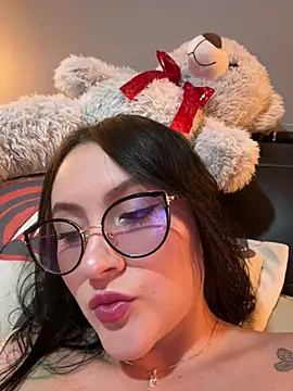 ValentinaOrtiz3 online show from April 9, 1:27 am