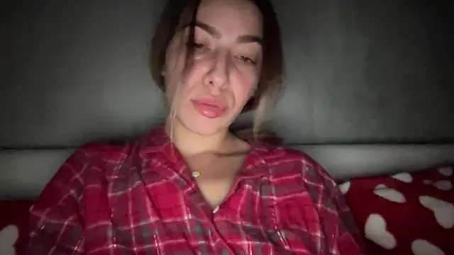 sarrah rossy online show from November 13, 9:14 pm