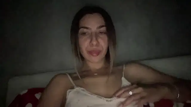 sarrah rossy online show from November 22, 10:42 pm