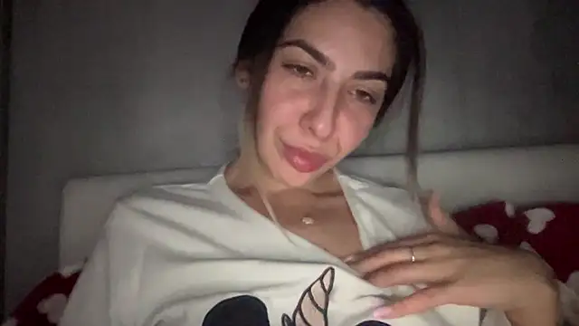 sarrah rossy online show from November 25, 9:59 pm