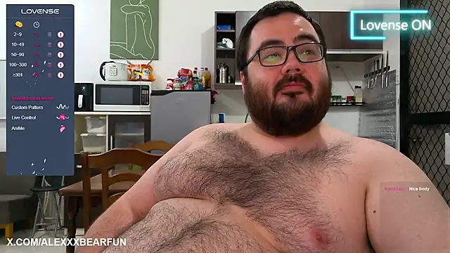 alexxxbear online show from March 1, 8:31 pm