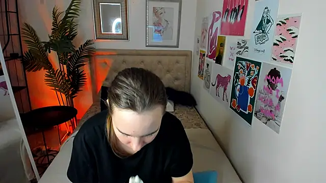 Lika 0ne online show from February 21, 12:06 pm