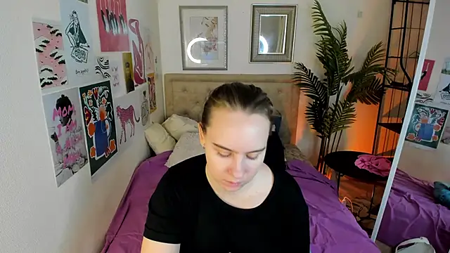 Lika 0ne online show from March 10, 12:21 pm