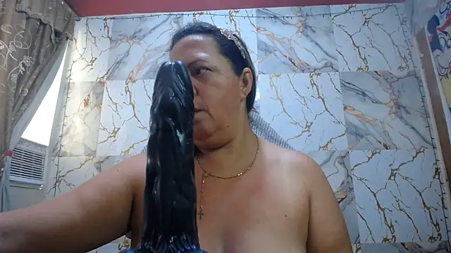 Snapshot of alina_maturehot chatting on June 9, 8:09 pm alina maturehot online show from June 9, 8:09 pm