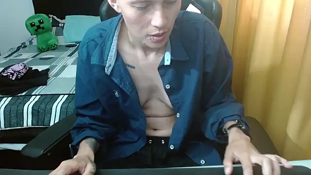 duo peludoo online show from April 20, 5:05 pm