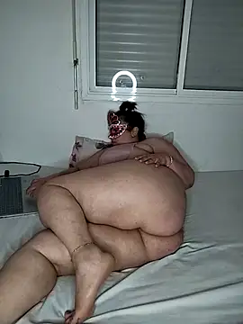 salma11125 online show from March 10, 10:45 pm