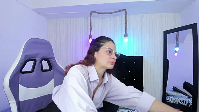 nicky angel1 online show from March 3, 6:58 pm