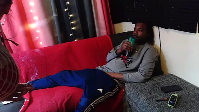 Snapshot of cheffboyrg chatting on February 21, 2:23 am cheffboyrg online show from February 21, 2:23 am