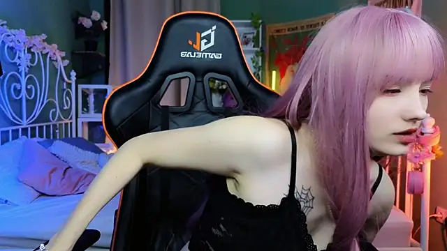 Akemi Sora  online show from March 4, 6:18 pm