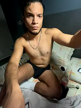 Snapshot of Brunohorny@xh chatting on November 20, 6:51 pm Brunohornyxh online show from November 20, 6:51 pm