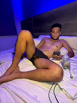 Snapshot of Brunohorny@xh chatting on November 30, 9:35 am Brunohornyxh online show from November 30, 9:35 am