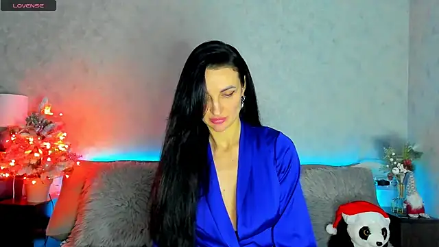 Tina Mart online show from December 17, 9:10 pm