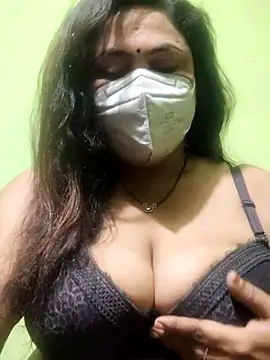 Snapshot of rani130 chatting on March 4, 5:45 pm rani130 online show from March 4, 5:45 pm