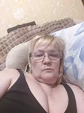 Violet5364 online show from March 13, 9:43 pm