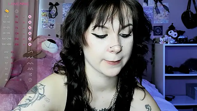 Snapshot of marynixoxo chatting on February 17, 10:56 am marynixoxo online show from February 17, 10:56 am