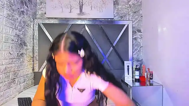 Snapshot of EvansDarling chatting on February 25, 1:43 pm EvansDarling online show from February 25, 1:43 pm