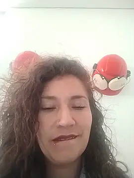 Snapshot of Cielo_carpentier69 chatting on June 11, 4:38 pm Cielo carpentier69 online show from June 11, 4:38 pm