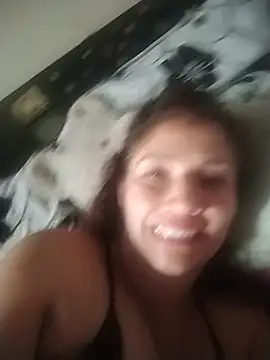 Snapshot of Cielo_carpentier69 chatting on July 6, 9:39 pm Cielo carpentier69 online show from July 6, 9:39 pm