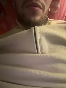 Snapshot of yaxxx03 chatting on February 10, 8:31 pm yaxxx03 online show from February 10, 8:31 pm