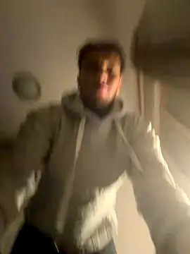 yaxxx03 online show from November 10, 7:35 pm