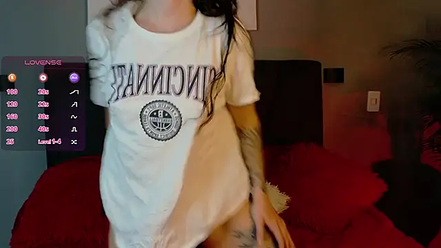 alejandra jonees online show from February 21, 1:11 am