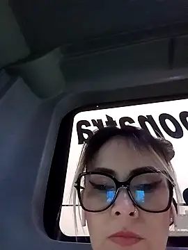 Snapshot of CandieGilson__ chatting on September 18, 11:12 am CandieGilson   online show from September 18, 11:12 am