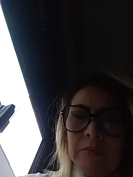 Snapshot of CandieGilson__ chatting on September 26, 11:14 am CandieGilson   online show from September 26, 11:14 am