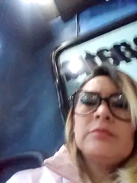 CandieGilson   online show from November 14, 10:58 am