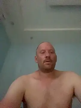 Krzysiekg123 online show from October 3, 4:15 pm