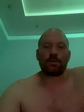 Krzysiekg123 online show from October 13, 5:13 pm