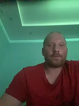 Krzysiekg123 online show from October 15, 5:35 pm