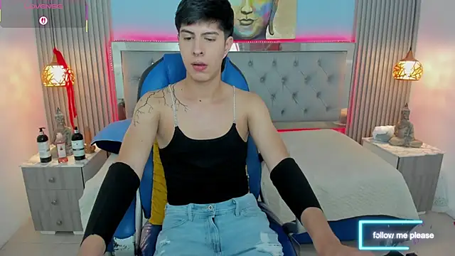 Estiv18  online show from November 16, 11:43 pm