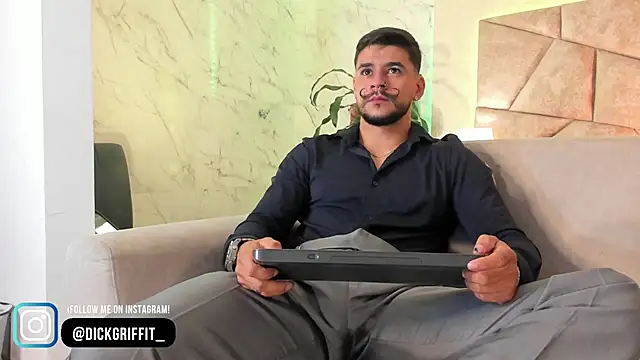 DickGriffith  online show from March 16, 2:33 pm