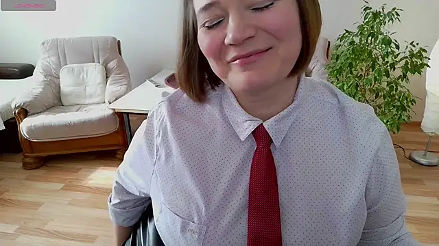 LizaMilfa online show from March 10, 9:10 am