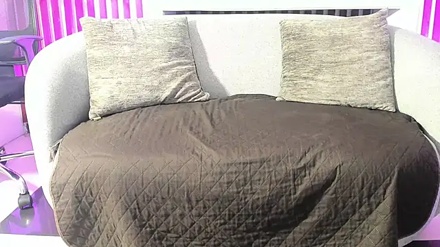 RyanGreys online show from September 27, 3:00 am