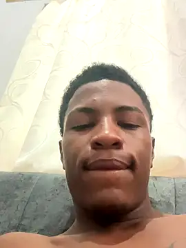 Snapshot of Bichorro chatting on October 3, 12:57 pm Bichorro online show from October 3, 12:57 pm