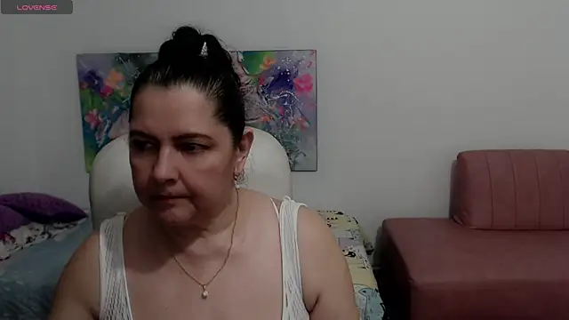 leonela 69 online show from March 22, 3:41 am