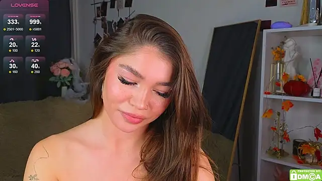 Caroline  Brown online show from November 5, 2:44 am