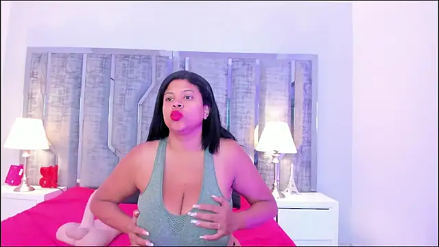 Snapshot of Ciara_Benet chatting on December 2, 12:10 pm Ciara Benet online show from December 2, 12:10 pm