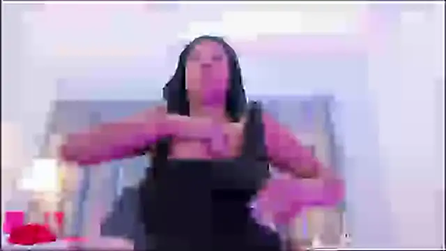 Snapshot of Ciara_Benet chatting on December 16, 11:59 am Ciara Benet online show from December 16, 11:59 am